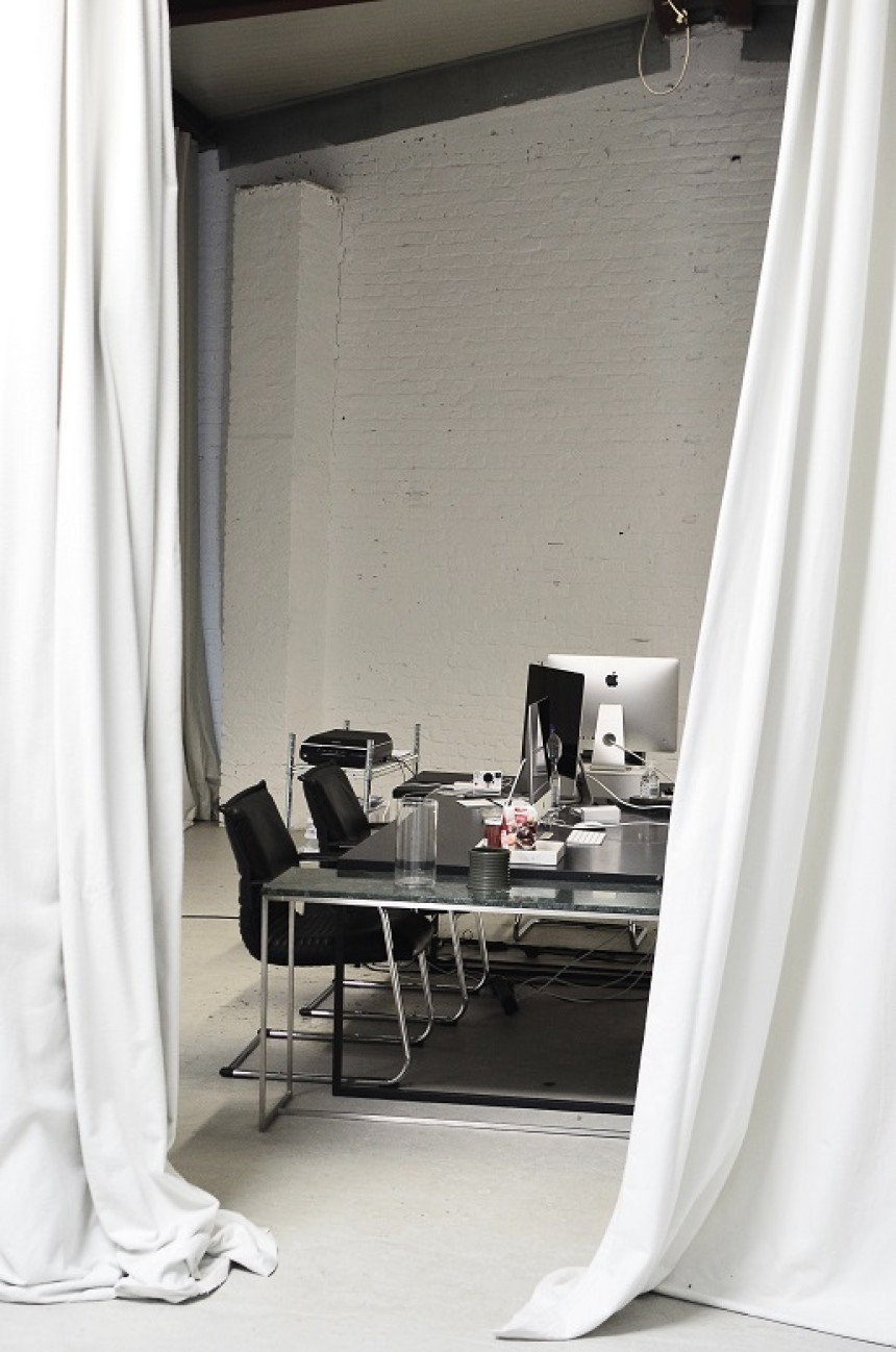 Metal Furniture for Your Office: Benefits and Key Considerations