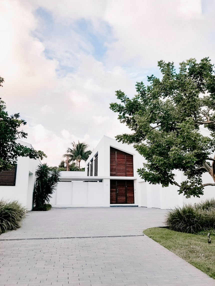 Curb Appeal Boosters: 10 Easy Ways to Improve Your Home's Exterior