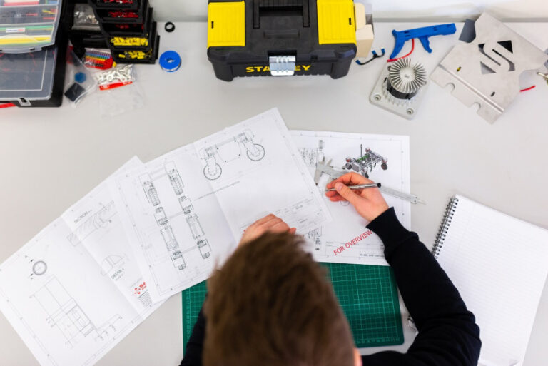 Software Re-engineering vs. Reverse Engineering