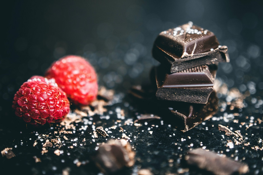 Unwrapping the Perfect Gifts for Chocolate Lovers
