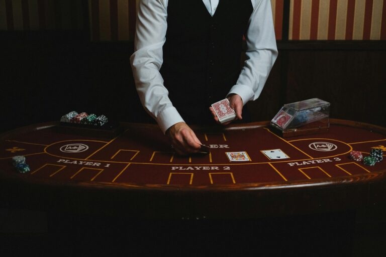 Mahjong Ways on BIG77