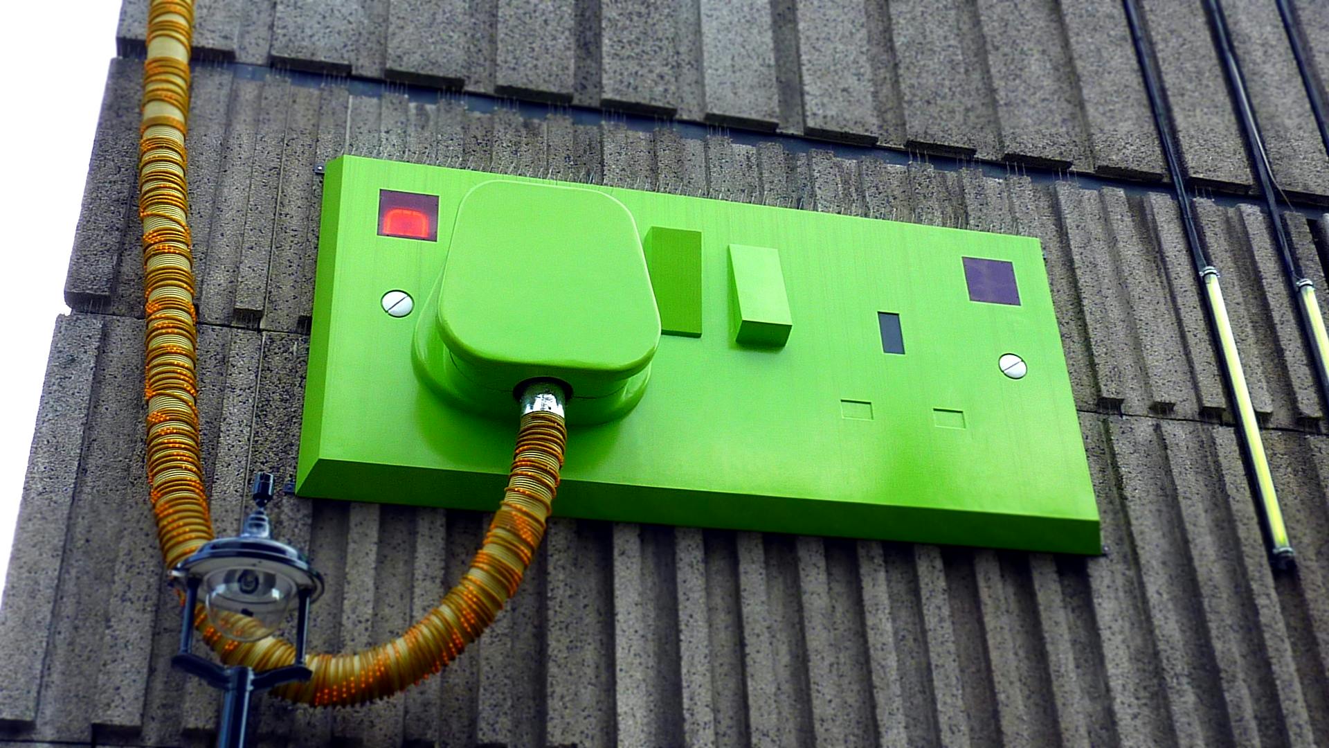 3 Benefits of NFPA 70E Online Training for Electrical Safety