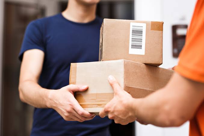 UDS: Your Premier Choice for Seamless Parcel and Courier Services Between India and the UK