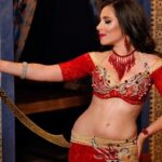 Where to Find Authentic Belly Dancer Costumes Online