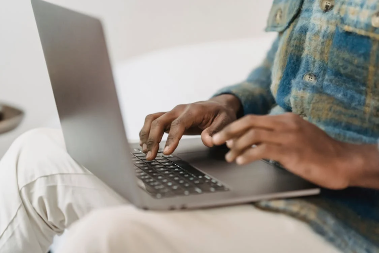 What You Need to Know About Converting Social Interactions into Business Opportunities