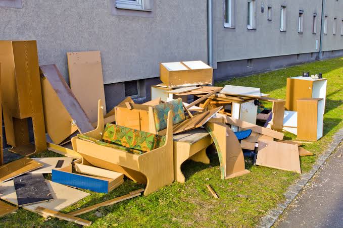 What You Need to Know About Commercial Junk Removal