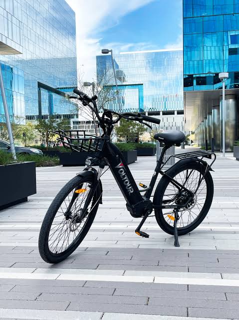 Exploring the Benefits of Electric Commuter Bikes