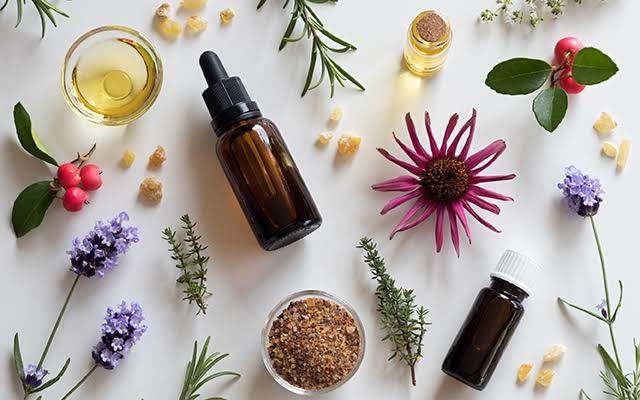 7 Benefits Of Using Pure Essential Oils