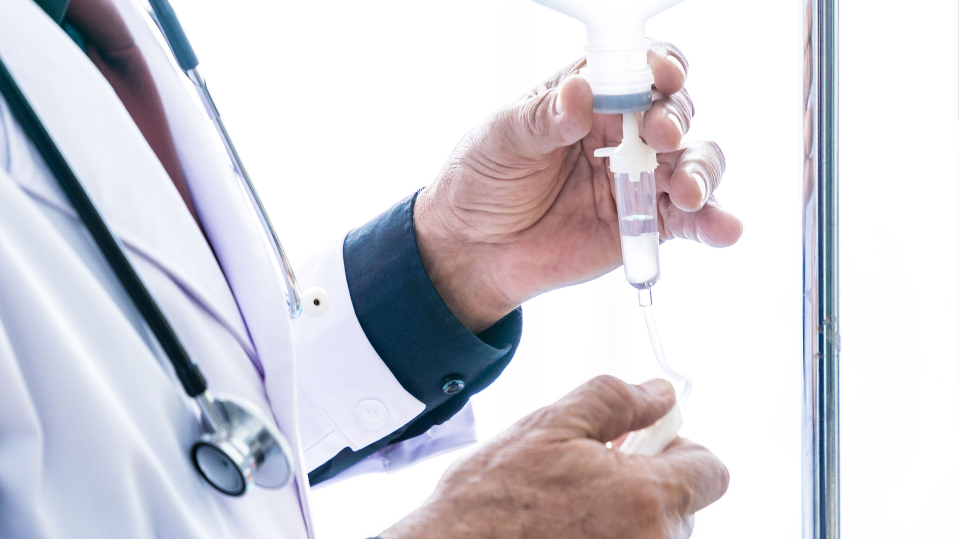Navigating IV Therapy: What You Should Expect Prior, During, and Post Your Appointment