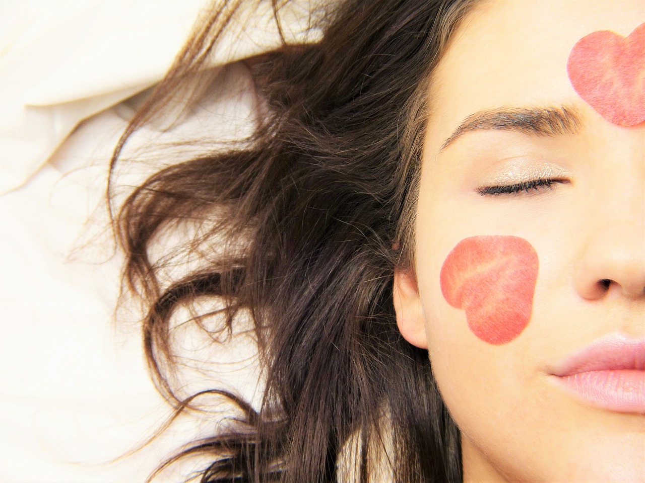 How to Build a Skincare Routine That Works for Aging Skin