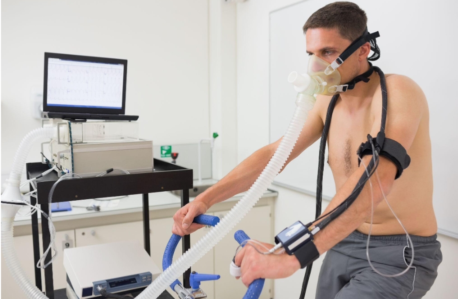 Optimizing Your Home Workout with Essential Oxygenation Equipment