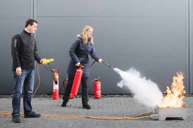 How Fire Extinguisher Training Can Save Lives in Emergencies