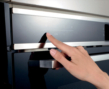 How built-in microwave oven can simplify cooking