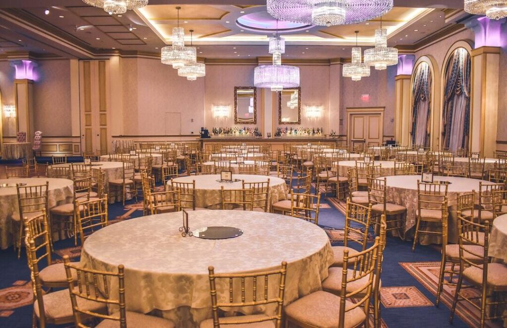 7 Pieces of Furniture Necessary for a Successful Large-Scale Event