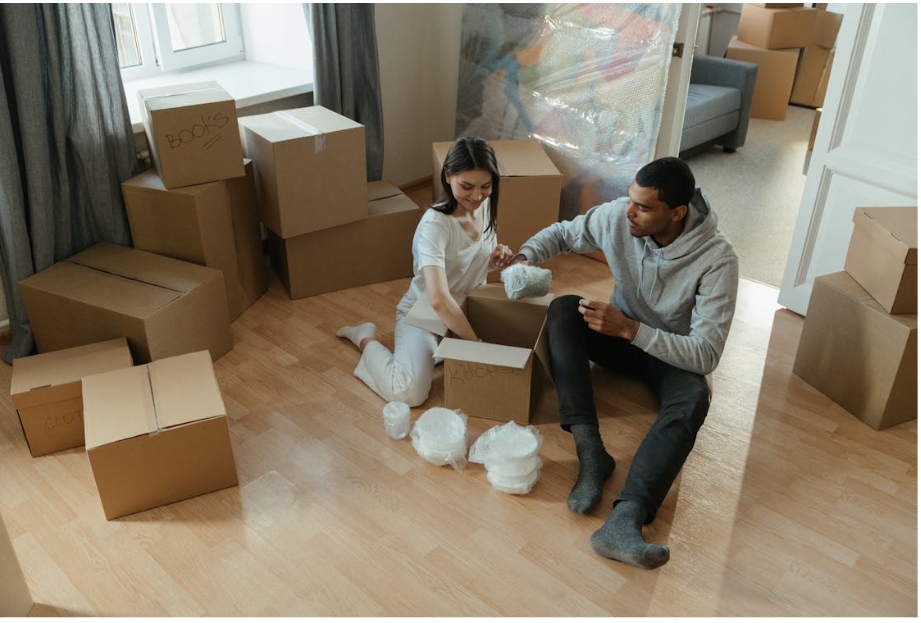 What to Expect When Working with a Moving Company