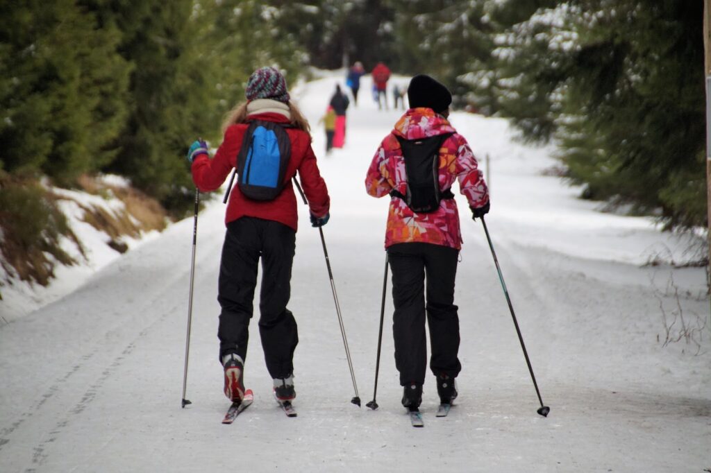 What to Pack for an Amazing Winter Ski Adventure