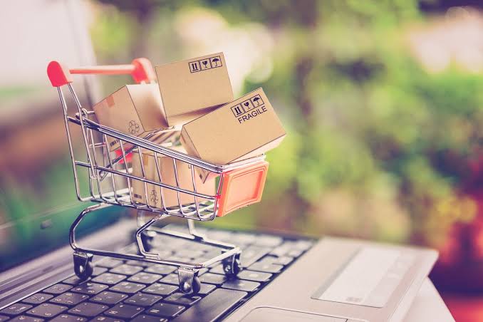 Online Shopping: Understanding Through Its Advantages and Disadvantages