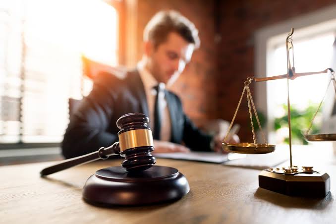 Why should you hire only experienced criminal lawyers?