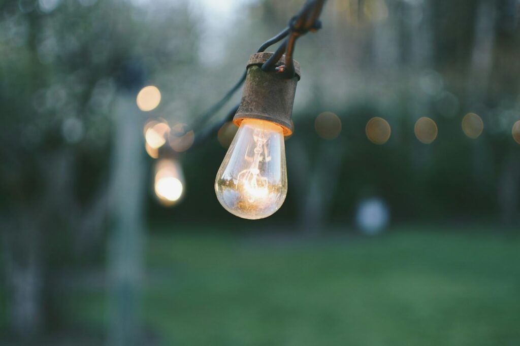 7 Reasons to Upgrade Your Home's Outdoor Lighting System