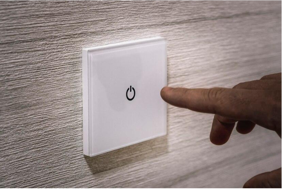 Can Smart Switches Help Improve Indoor Air Quality? Exploring the Connection