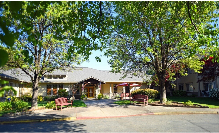 What Makes Choosing Assisted Living in Redding, CA the Best Choice?