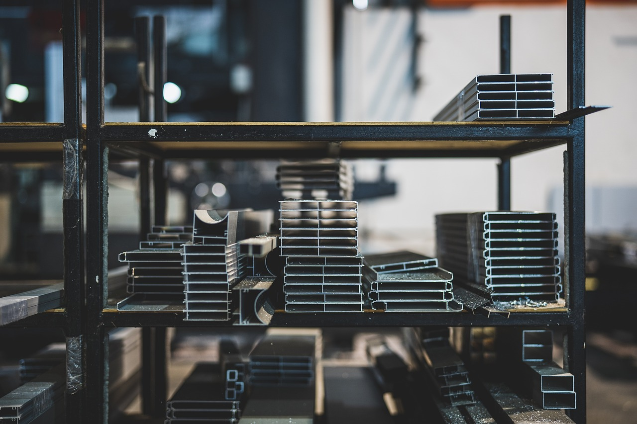 Why Material Handling Technology is Transforming Warehousing