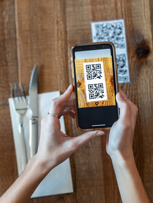 How Digital Menus Are Changing the Dining Experience