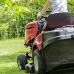 How to Pick the Right Commercial Lawn Mower