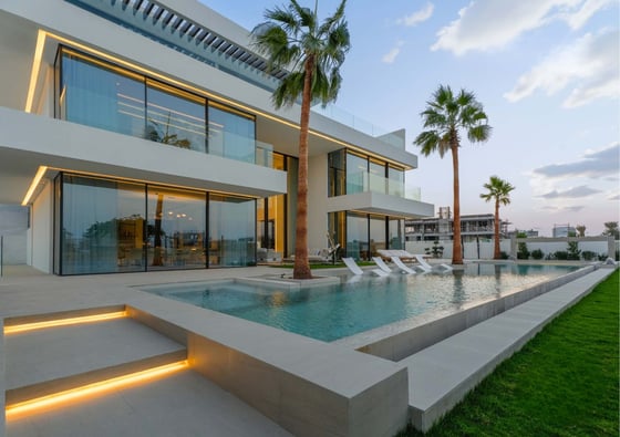 Luxury Houses For Sale in Dubai: Hubs for Art, Culture, and Entertainment