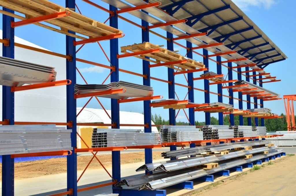 Boosting Your Warehouse Efficiency with Heavy Duty Cantilever Racking from Wickens