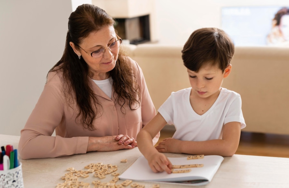 5 Signs Your Child Might Need a Private Reading Tutor