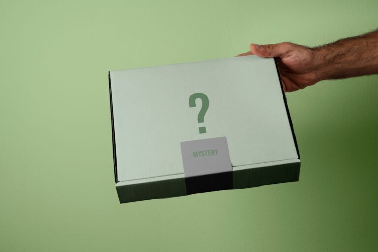 A Step-by-Step Guide to Designing Your Own Custom Mailer Box