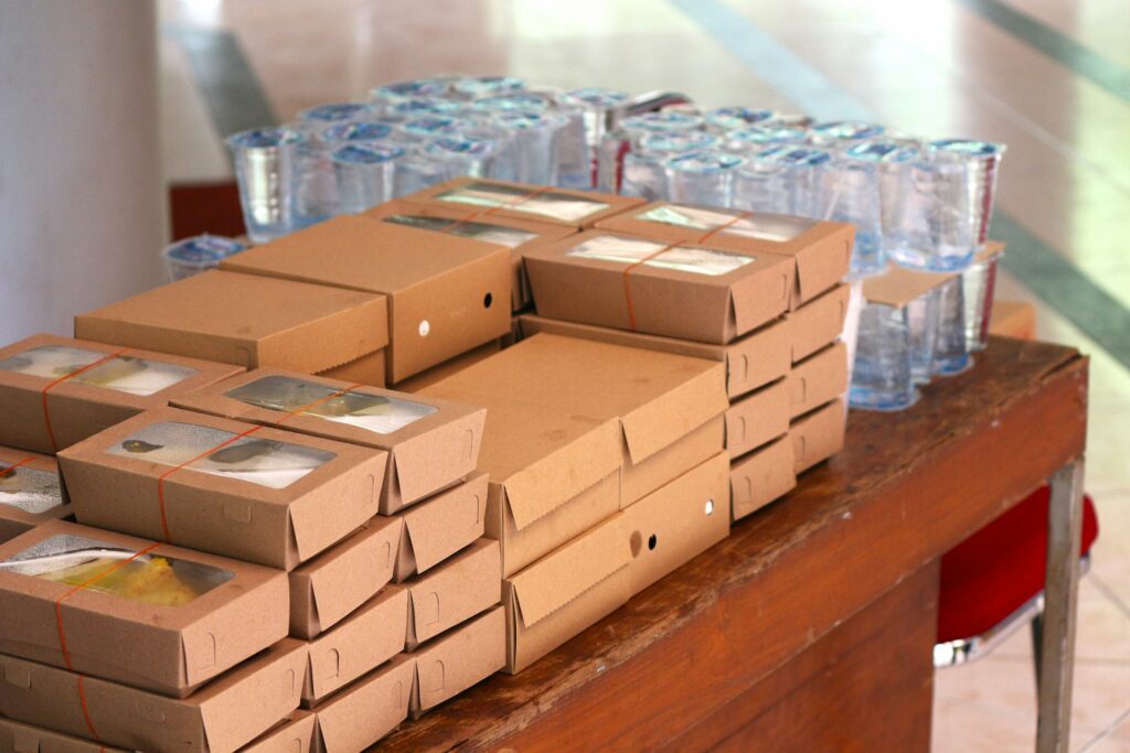 Bulk Packaging Solutions for Restaurants and Catering Services