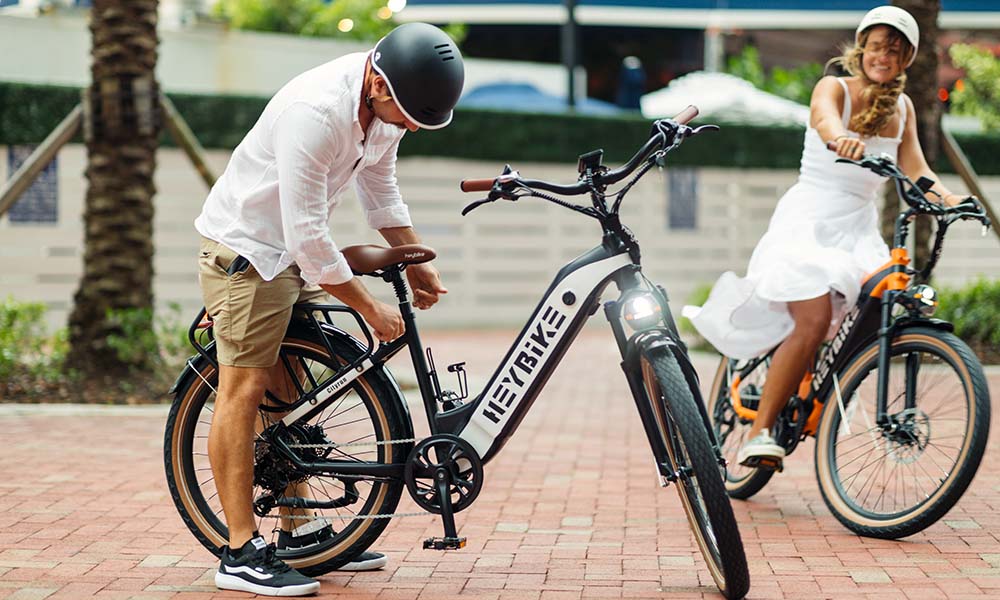 Electric Bike vs. Regular Bike: Which One Should You Choose?