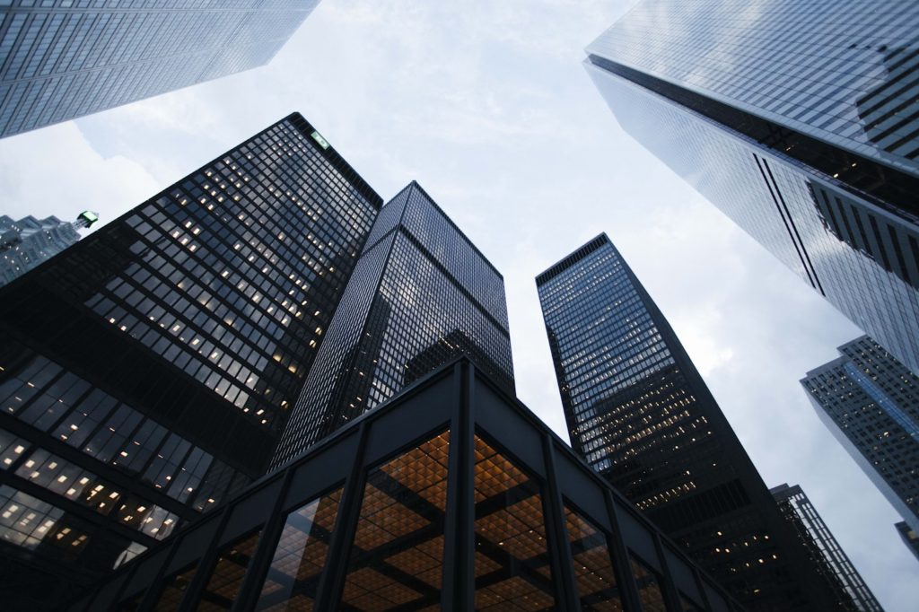 Why Partner with a Top Commercial Real Estate Company