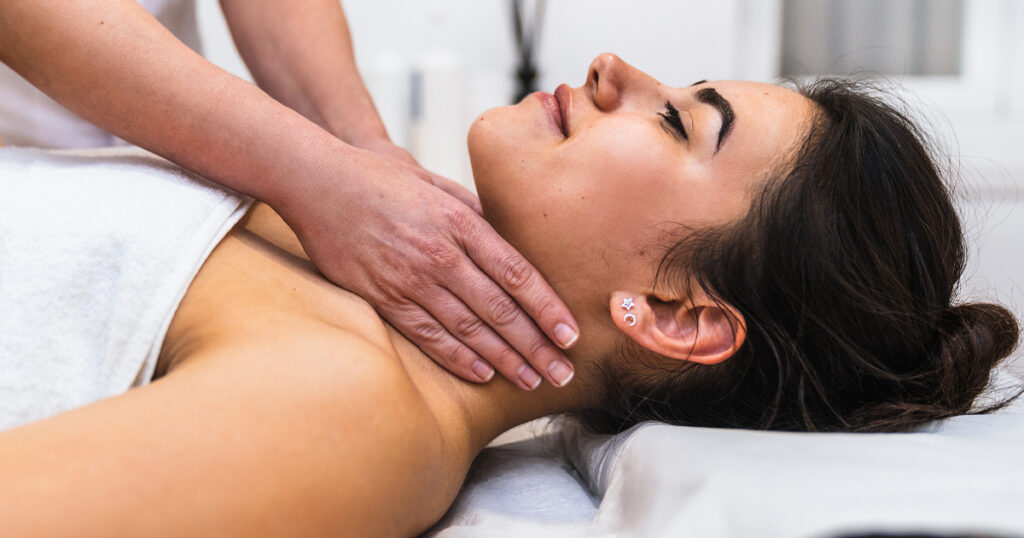 Reveal a Fresh Face: The Benefits of a Lymphatic Drainage Facial