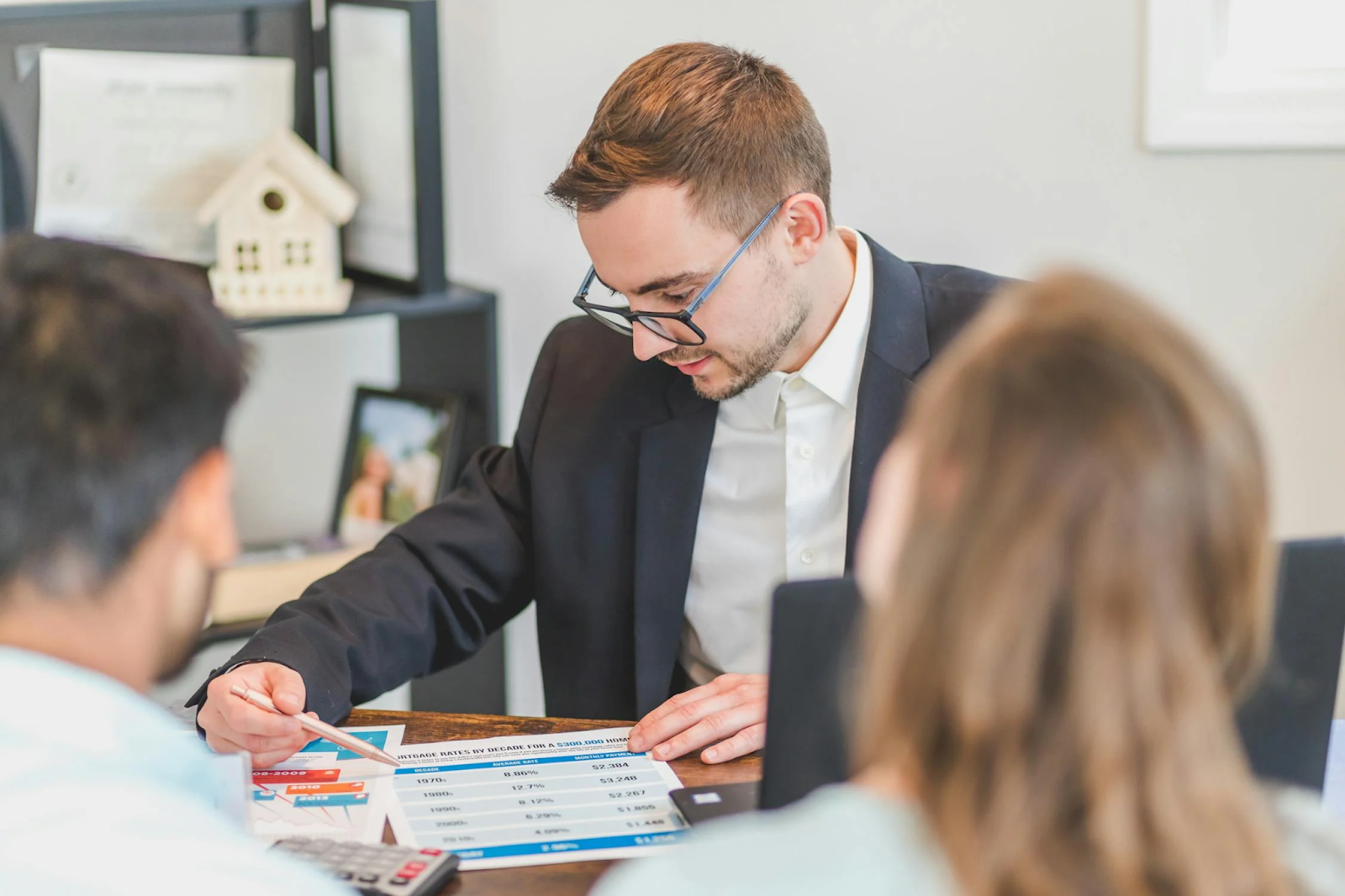 Advantages of Taking Out a Loan Online