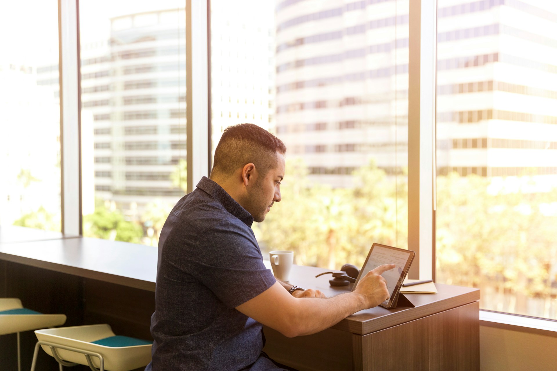 How Subscription Models Are Shaping the Future of B2B Revenue Strategies
