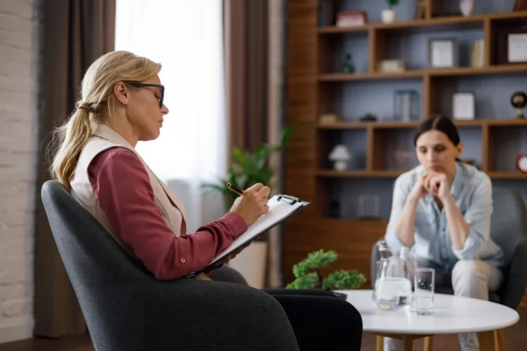 Rebuild Trust With The Help Of A Therapist