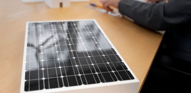 The Ultimate Guide to Solar Power Banks for On-the-Go Energy