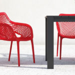 STYLES OF RESTAURANT CHAIRS