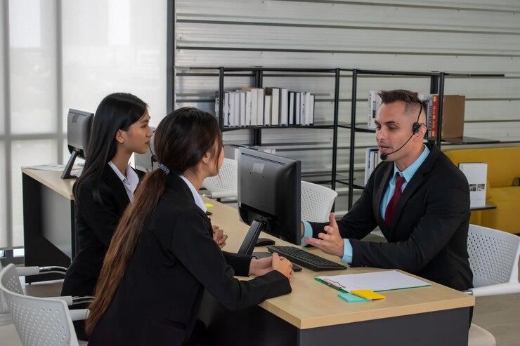 What Every Entrepreneur Needs to Know About Customer Service in 2025
