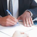 Navigating NYC’s Competitive Job Market: How to Stand Out with the Right Resume Writing Services