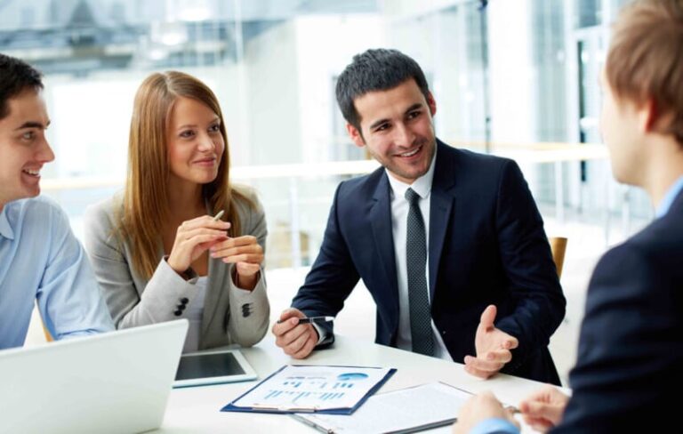 Best Immigration Consultant in Calgary for Express Entry & PR