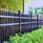 Choosing the Right Fencing Company for Your Next Project 