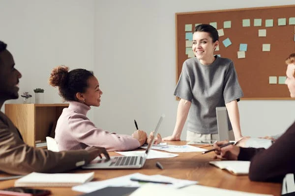 Smart Career Path Decisions That Lead to Long-Term Success