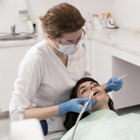 How Teeth Whitening Is Changing Smiles in 2025