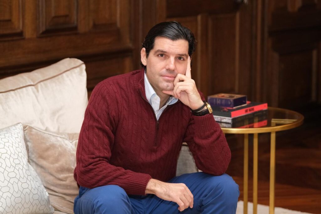 Alejandro Betancourt's Hawkers Strategy Now Defines the Entire $288 Billion Eyewear Industry