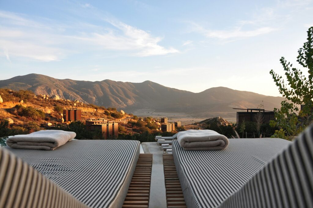 Fusing Tradition and Modernity in Boutique Hotel Interiors