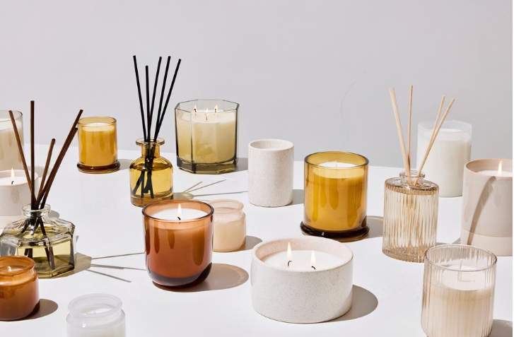 How Candle Scents Can Brighten Up Your Home Décor?